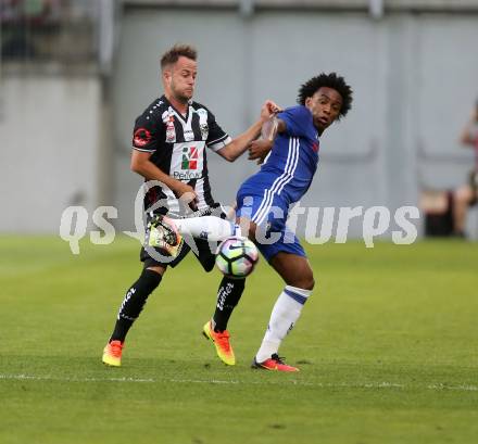 Freundschaftsspiel. RZ Pellets WAC gegen Chelsea FC. Christian Klem, (WAC), Wilian  (Chelsea). Klagenfurt Woerthersee Stadion, 20.7.2016.
Foto: Kuess
---
pressefotos, pressefotografie, kuess, qs, qspictures, sport, bild, bilder, bilddatenbank