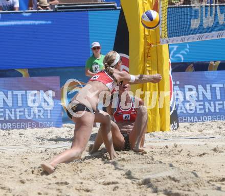 Beachvolleyball. Beach Volleyball Major Series. Barbara Hansel, Stefanie Schwaiger (AUT). Klagenfurt, 27.7.2016.
Foto: Kuess
---
pressefotos, pressefotografie, kuess, qs, qspictures, sport, bild, bilder, bilddatenbank