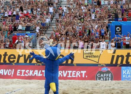 Beachvolleyball. Beach Volleyball Major Series. Marnin Maskottchen, Fans. Klagenfurt, 27.7.2016.
Foto: Kuess
---
pressefotos, pressefotografie, kuess, qs, qspictures, sport, bild, bilder, bilddatenbank