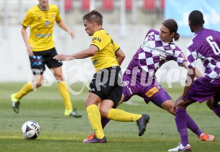 Fussball Regionalliga. SK Austria Klagenfurt gegen Allerheiligen. Raphael Nageler, (Klagenfurt), Doris Kelenc (Allerheiligen). Klagenfurt, am 29.7.2016.
Foto: Kuess
---
pressefotos, pressefotografie, kuess, qs, qspictures, sport, bild, bilder, bilddatenbank