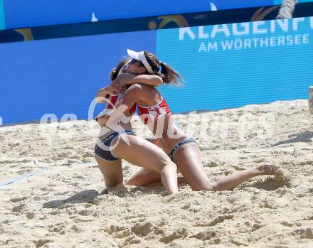 Beachvolleyball. Beach Volleyball Major Series. Nadine ZUMKEHR, Joana HEIDRICH (SUI). Klagenfurt, 30.7.2016.
Foto: Kuess

---
pressefotos, pressefotografie, kuess, qs, qspictures, sport, bild, bilder, bilddatenbank