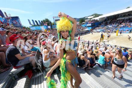 Beachvolleyball. Beach Volleyball Major Series.  Fans, Brasil Girl. Klagenfurt, 31.7.2016.
Foto: Kuess

---
pressefotos, pressefotografie, kuess, qs, qspictures, sport, bild, bilder, bilddatenbank