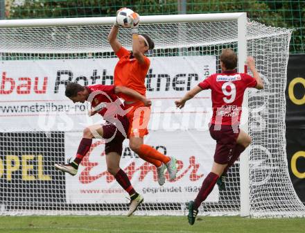 Fussball. Regionalliga. ATSV Wolfsberg gegen SK Austria Klagenfurt.  Patrick Pfennich, Fabian Hafner,  (Wolfsberg), Zan Pelko (Klagenfurt). Wolfsberg, 5.8.2016.
Foto: Kuess 
---
pressefotos, pressefotografie, kuess, qs, qspictures, sport, bild, bilder, bilddatenbank