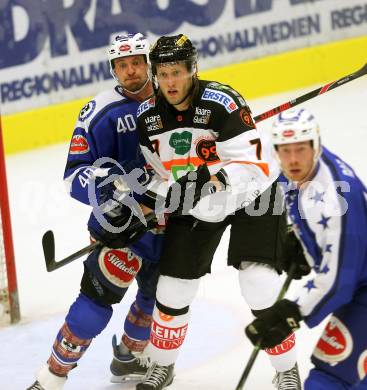 EBEL. Eishockey Bundesliga. Testspiel. VSV gegen Graz 99ers. Michael Grabner, Michael Raffl(VSV), Robin Weihager (Graz). Villach, am 19.8.2016.
Foto: Kuess
---
pressefotos, pressefotografie, kuess, qs, qspictures, sport, bild, bilder, bilddatenbank