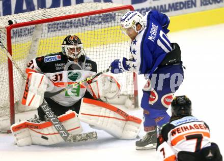 EBEL. Eishockey Bundesliga. Testspiel. VSV gegen Graz 99ers. Brock McBride(VSV), Sebastian Dahm (Graz). Villach, am 19.8.2016.
Foto: Kuess
---
pressefotos, pressefotografie, kuess, qs, qspictures, sport, bild, bilder, bilddatenbank