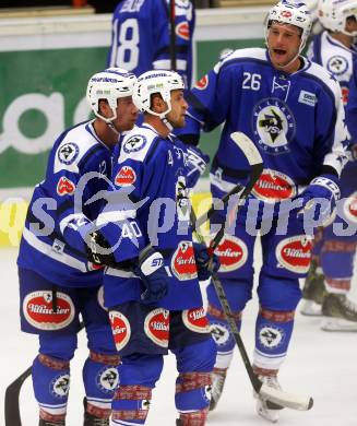 EBEL. Eishockey Bundesliga. Testspiel. VSV gegen Graz 99ers. Jubel Michael Raffl, Michael Grabner, Jan Urbas (VSV). Villach, am 19.8.2016.
Foto: Kuess
---
pressefotos, pressefotografie, kuess, qs, qspictures, sport, bild, bilder, bilddatenbank