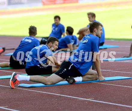 Fussball tipico Bundesliga. RZ Pellets WAC. Training. Philipp Prosenik. Lavanttal Arena Wolfsberg, am 4.7.2016.
Foto: Kuess
---
pressefotos, pressefotografie, kuess, qs, qspictures, sport, bild, bilder, bilddatenbank