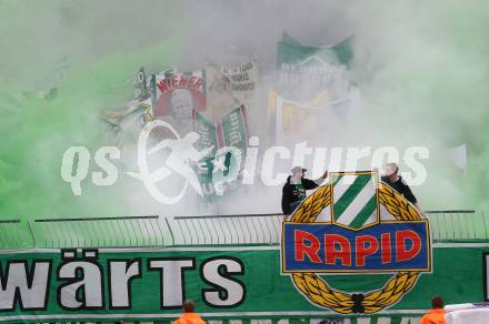 Fussball tipico Bundesliga. RZ Pellets WAC gegen SK Rapid Wien. Fans (Rapid). Lavanttal Arena Wolfsberg, am 21.8.2016.
Foto: Kuess
---
pressefotos, pressefotografie, kuess, qs, qspictures, sport, bild, bilder, bilddatenbank