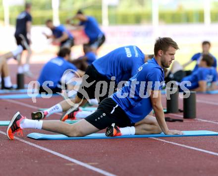 Fussball tipico Bundesliga. RZ Pellets WAC. Training. Philipp Prosenik. Lavanttal Arena Wolfsberg, am 4.7.2016.
Foto: Kuess
---
pressefotos, pressefotografie, kuess, qs, qspictures, sport, bild, bilder, bilddatenbank