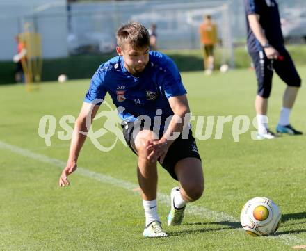 Fussball tipico Bundesliga. RZ Pellets WAC. Training. Philipp Prosenik. Lavanttal Arena Wolfsberg, am 4.7.2016.
Foto: Kuess
---
pressefotos, pressefotografie, kuess, qs, qspictures, sport, bild, bilder, bilddatenbank