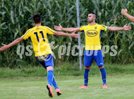 Fussball 1. Klasse C. Liebenfels gegen Donau. Torjubel Ertuerk Erkara (Liebenfels). Liebenfels, am 20.8.2016.
Foto: Kuess
---
pressefotos, pressefotografie, kuess, qs, qspictures, sport, bild, bilder, bilddatenbank