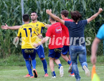 Fussball 1. Klasse C. Liebenfels gegen Donau. Torjubel Ertuerk Erkara (Liebenfels). Liebenfels, am 20.8.2016.
Foto: Kuess
---
pressefotos, pressefotografie, kuess, qs, qspictures, sport, bild, bilder, bilddatenbank