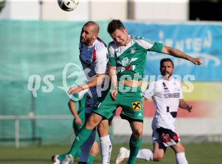 Fussball. Kaerntner Liga. SAK gegen Voelkermarkt. Christian Dlopst (SAK), Ingo Mailaender (Voelkermarkt). Klagenfurt, 26.8.2016.
Foto: Kuess
---
pressefotos, pressefotografie, kuess, qs, qspictures, sport, bild, bilder, bilddatenbank