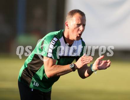 Fussball. Kaerntner Liga. SAK gegen Voelkermarkt. Trainer Kurt Stuck (Voelkermarkt). Klagenfurt, 26.8.2016.
Foto: Kuess
---
pressefotos, pressefotografie, kuess, qs, qspictures, sport, bild, bilder, bilddatenbank