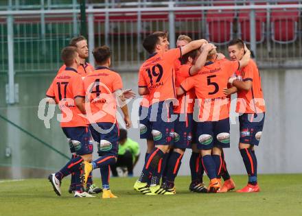 Fussball Regionalliga. SK Austria Klagenfurt gegen Deutschlandsberg.  Torjubel (Deutschlandsberg). Klagenfurt, am 2.9.2016.
Foto: Kuess
---
pressefotos, pressefotografie, kuess, qs, qspictures, sport, bild, bilder, bilddatenbank