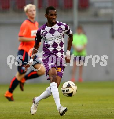 Fussball Regionalliga. SK Austria Klagenfurt gegen Deutschlandsberg.  Karamoko Sogodogo (Klagenfurt). Klagenfurt, am 2.9.2016.
Foto: Kuess
---
pressefotos, pressefotografie, kuess, qs, qspictures, sport, bild, bilder, bilddatenbank