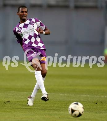 Fussball Regionalliga. SK Austria Klagenfurt gegen Deutschlandsberg.  Karamoko Sogodogo (Klagenfurt). Klagenfurt, am 2.9.2016.
Foto: Kuess
---
pressefotos, pressefotografie, kuess, qs, qspictures, sport, bild, bilder, bilddatenbank