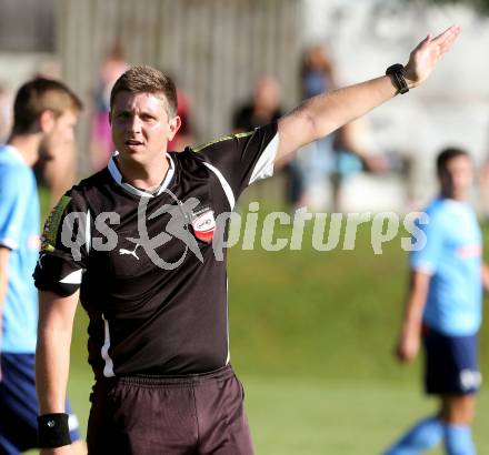 Fussball Kaerntner Liga. Lind gegen Eberstein. Schiedsrichter Christof Leitner. Lind im Drautal, am 3.9.2016.
Foto: Kuess
---
pressefotos, pressefotografie, kuess, qs, qspictures, sport, bild, bilder, bilddatenbank