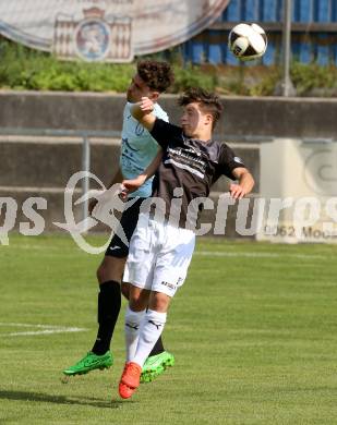 Fussball Kaerntner Liga. Annabichler SV gegen Gmuend. Thomas Petz, (ASV),  Philipp Straganz (Gmuend). Annabichl, am 4.9.2016.
Foto: Kuess
---
pressefotos, pressefotografie, kuess, qs, qspictures, sport, bild, bilder, bilddatenbank