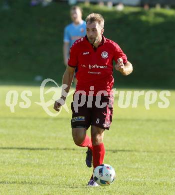 Fussball Kaerntner Liga. Lind gegen Eberstein. Mario Zagler (Lind). Lind im Drautal, am 3.9.2016.
Foto: Kuess
---
pressefotos, pressefotografie, kuess, qs, qspictures, sport, bild, bilder, bilddatenbank