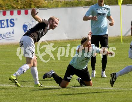 Fussball Kaerntner Liga. Annabichler SV gegen Gmuend. Matthias Dollinger,  (ASV), Markus Burgstaller (Gmuend). Annabichl, am 4.9.2016.
Foto: Kuess
---
pressefotos, pressefotografie, kuess, qs, qspictures, sport, bild, bilder, bilddatenbank