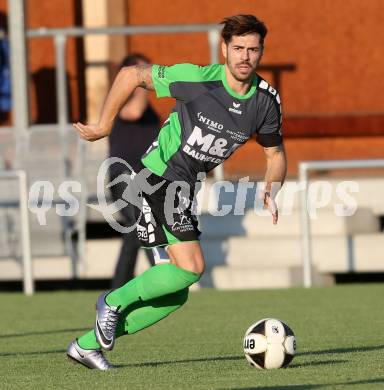 Fussball Kaerntner Liga. SAK gegen Feldkirchen. Raphael Regenfelder (Feldkirchen). Welzenegg, am 9.9.2016.
Foto: Kuess
---
pressefotos, pressefotografie, kuess, qs, qspictures, sport, bild, bilder, bilddatenbank