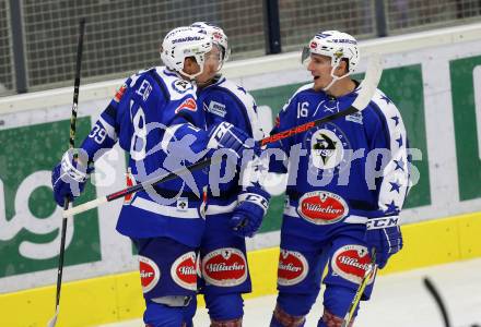 Eishockey testspiel. VSV gegen Starbulls Rosenheim. Torjubel Valentin Leiler, Patrick Platzer, Daniel Nageler (VSV). Villach, am 9.9.2016.
Foto: Kuess
---
pressefotos, pressefotografie, kuess, qs, qspictures, sport, bild, bilder, bilddatenbank