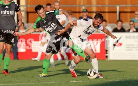 Fussball Kaerntner Liga. SAK gegen Feldkirchen. Grega Triplat, (SAK), Mario Antunovic (Feldkirchen). Welzenegg, am 9.9.2016.
Foto: Kuess
---
pressefotos, pressefotografie, kuess, qs, qspictures, sport, bild, bilder, bilddatenbank