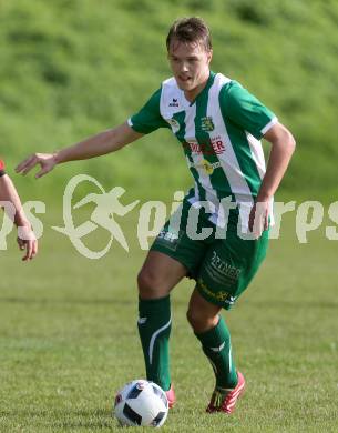 Fussball Kaerntner Liga. Maria Saal gegen Rapid Lienz.  Andreas Ueberbacher (Lienz). Maria Saal, am 10.9.2016.
Foto: Kuess
---
pressefotos, pressefotografie, kuess, qs, qspictures, sport, bild, bilder, bilddatenbank