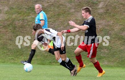 Fussball 1. KLasse A. Gmuend 1b gegen Defreggental. Michael Oberwinkler (Gmuend), Michael Kleinlercher (Defreggental). Gmuend, am 11.9.2016.
Foto: Kuess
---
pressefotos, pressefotografie, kuess, qs, qspictures, sport, bild, bilder, bilddatenbank