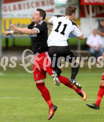 Fussball 1. KLasse A. Gmuend 1b gegen Defreggental. Peter Wettengl, (Gmuend), Nicolas Ladstaetter  (Defreggental). Gmuend, am 11.9.2016.
Foto: Kuess
---
pressefotos, pressefotografie, kuess, qs, qspictures, sport, bild, bilder, bilddatenbank