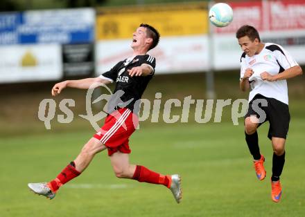 Fussball 1. KLasse A. Gmuend 1b gegen Defreggental. Christof Ruescher,  (Gmuend), Gerhard Innerhofer (Defreggental). Gmuend, am 11.9.2016.
Foto: Kuess
---
pressefotos, pressefotografie, kuess, qs, qspictures, sport, bild, bilder, bilddatenbank