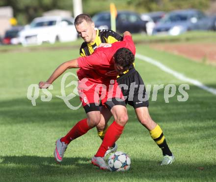 Fussball. 1. Klasse C. HSV gegen Glanegg. Daniel Moser (HSV), Fabian Stippernitz (Glanegg). Klagenfurt Lendorf, 17.9.2016,
Foto: Kuess
---
pressefotos, pressefotografie, kuess, qs, qspictures, sport, bild, bilder, bilddatenbank