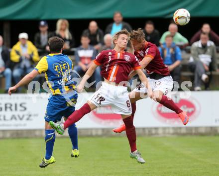 Fussball Unterliga West. Ludmannsdorf gegen Noetsch. Julian Hobel, Michael Augustin Jakopitsch, (Ludmannsdorf), Philipp Werner Kofler (Noetsch). Ludmannsdorf, am 18.9.2016.
Foto: Kuess
---
pressefotos, pressefotografie, kuess, qs, qspictures, sport, bild, bilder, bilddatenbank