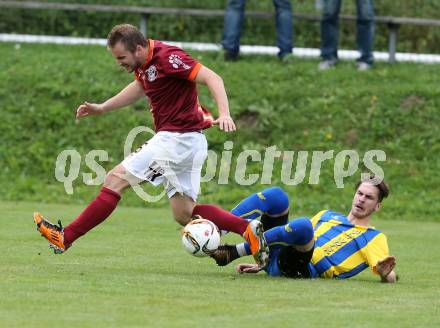 Fussball Unterliga West. Ludmannsdorf gegen Noetsch. Jernej Smukavec, (Ludmannsdorf), Thomas Vielgut (Noetsch). Ludmannsdorf, am 18.9.2016.
Foto: Kuess
---
pressefotos, pressefotografie, kuess, qs, qspictures, sport, bild, bilder, bilddatenbank