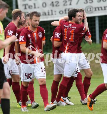 Fussball Unterliga West. Ludmannsdorf gegen Noetsch. Torjubel (Ludmannsdorf). Ludmannsdorf, am 18.9.2016.
Foto: Kuess
---
pressefotos, pressefotografie, kuess, qs, qspictures, sport, bild, bilder, bilddatenbank