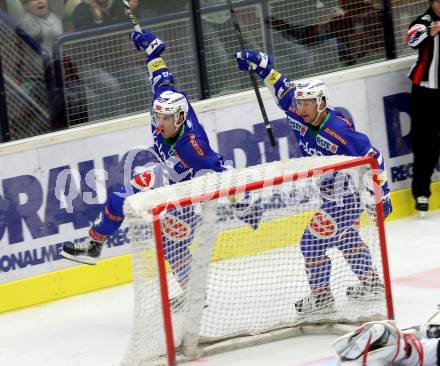 EBEL. Eishockey Bundesliga.  VSV gegen HC Orli Znojmo. Torjubel Brock McBride, Dustin Johner (VSV). Villach, am 18.9.2016.
Foto: Kuess 
---
pressefotos, pressefotografie, kuess, qs, qspictures, sport, bild, bilder, bilddatenbank