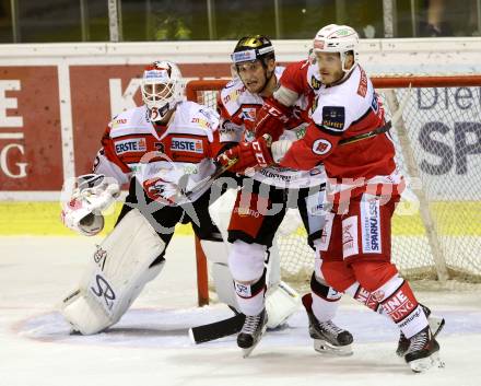 EBEL. Eishockey Bundesliga.  KAC gegen HC Orli Znojmo. Stefan Geier,  (KAC), Dalibor Reznicek (Znojmo). Klagenfurt, am 23.9.2016.
Foto: Kuess 
---
pressefotos, pressefotografie, kuess, qs, qspictures, sport, bild, bilder, bilddatenbank