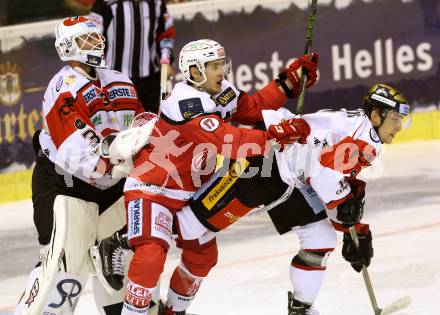 EBEL. Eishockey Bundesliga.  KAC gegen HC Orli Znojmo. Manuel Ganahl, (KAC), David Bartos, Marek Schwarz  (Znojmo). Klagenfurt, am 23.9.2016.
Foto: Kuess 
---
pressefotos, pressefotografie, kuess, qs, qspictures, sport, bild, bilder, bilddatenbank