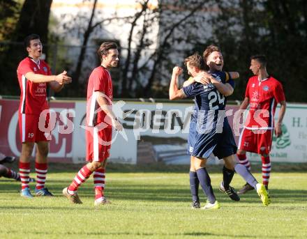 Fussball. 1. Klasse C. Ebental gegen SG KSK-Woerthersee/ATUS Poertschach. Torjubel Christof Pirolt (Ebental). Ebental, 25.9.2016.
Foto: Kuess
---
pressefotos, pressefotografie, kuess, qs, qspictures, sport, bild, bilder, bilddatenbank