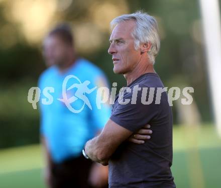 Fussball. 1. Klasse C. Ebental gegen SG KSK-Woerthersee/ATUS Poertschach. Trainer Werner Oberrisser (Ebental). Ebental, 25.9.2016.
Foto: Kuess
---
pressefotos, pressefotografie, kuess, qs, qspictures, sport, bild, bilder, bilddatenbank