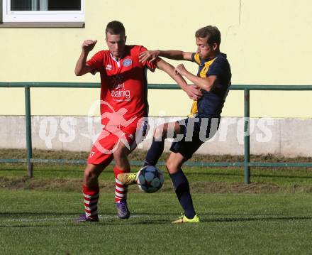 Fussball. 1. Klasse C. Ebental gegen SG KSK-Woerthersee/ATUS Poertschach. Christof Pirolt (Ebental),  Tomislav Peric (SG KSK-Woerthersee/ATUS Poertschach). Ebental, 25.9.2016.
Foto: Kuess
---
pressefotos, pressefotografie, kuess, qs, qspictures, sport, bild, bilder, bilddatenbank