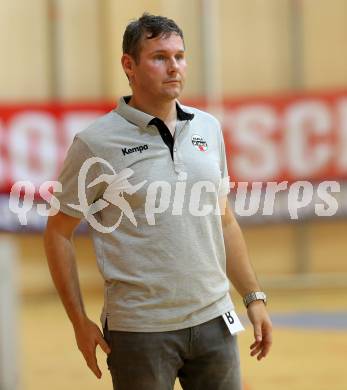 Handball HLA. SC Ferlach gegen HC Hard.  Trainer Severin Englmann (Hard). Ferlach, am 27.9.2016.
Foto: Kuess
---
pressefotos, pressefotografie, kuess, qs, qspictures, sport, bild, bilder, bilddatenbank