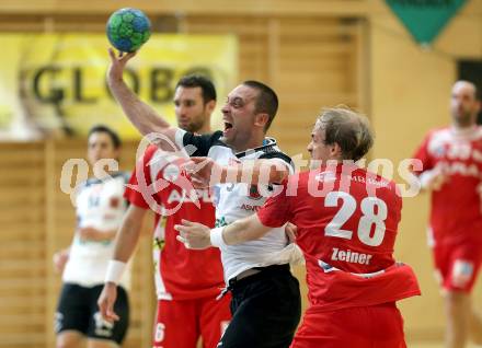 Handball HLA. SC Ferlach gegen HC Hard. Risto Arnaudovski, (Ferlach), Gerald Zeiner (Hard). Ferlach, am 27.9.2016.
Foto: Kuess
---
pressefotos, pressefotografie, kuess, qs, qspictures, sport, bild, bilder, bilddatenbank