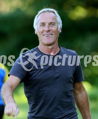 Fussball. 1. Klasse C. Ebental gegen SG KSK-Woerthersee/ATUS Poertschach. Trainer  Werner Oberrisser (Ebental). Ebental, 25.9.2016.
Foto: Kuess
---
pressefotos, pressefotografie, kuess, qs, qspictures, sport, bild, bilder, bilddatenbank