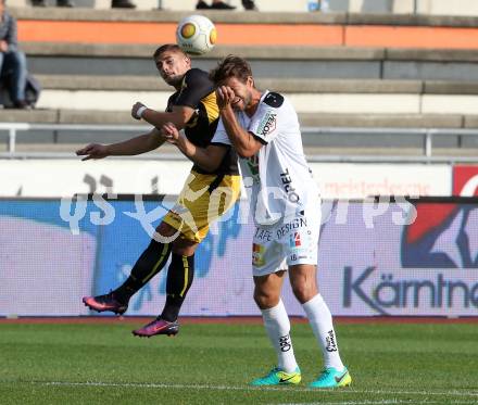 Fussball Bundesliga. RZ Pellets WAC gegen  Altach. Boris Huettenbrenner,  (WAC), Nikola Dovedan (Altach). Wolfsberg, am 1.10.2016.
Foto: Kuess
---
pressefotos, pressefotografie, kuess, qs, qspictures, sport, bild, bilder, bilddatenbank