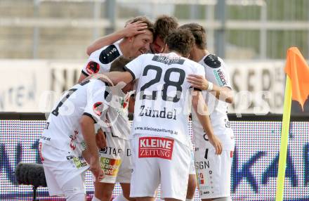 Fussball Bundesliga. RZ Pellets WAC gegen  Altach. Torjubel WAC. Wolfsberg, am 1.10.2016.
Foto: Kuess
---
pressefotos, pressefotografie, kuess, qs, qspictures, sport, bild, bilder, bilddatenbank