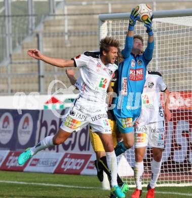 Fussball Bundesliga. RZ Pellets WAC gegen  Altach. Boris Huettenbrenner, Christian Dobnik (WAC). Wolfsberg, am 1.10.2016.
Foto: Kuess
---
pressefotos, pressefotografie, kuess, qs, qspictures, sport, bild, bilder, bilddatenbank