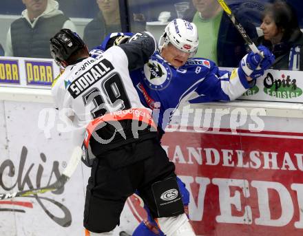 EBEL. Eishockey Bundesliga.  VSV gegen Dornbirner Eishockey Club. Mikko Jokela,  (VSV), Matt Siddall (Dornbirn). Villach, am 2.10.2016.
Foto: Kuess 
---
pressefotos, pressefotografie, kuess, qs, qspictures, sport, bild, bilder, bilddatenbank