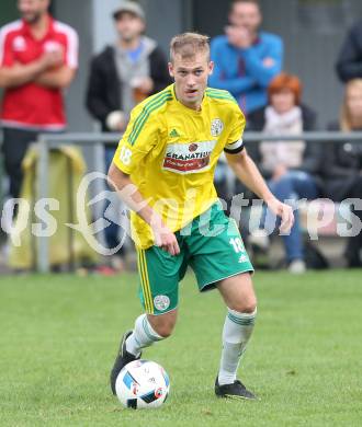 Fussball Unterliga West. St. Jakob im Rosental gegen Radenthein. Daniel Urbas (Radenthein). St. Jakob, am 2.10.2016.
Foto: Kuess
---
pressefotos, pressefotografie, kuess, qs, qspictures, sport, bild, bilder, bilddatenbank